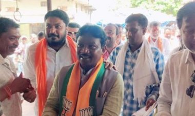 भाजपा के दिग्गजों के साथ महेश कश्यप का डोर-टू-डोर प्रचार