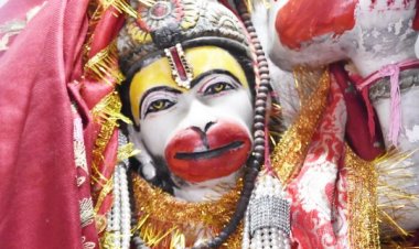 इस शुभ मुहूर्त में करें पवन पुत्र की पूजा, जानें विधि