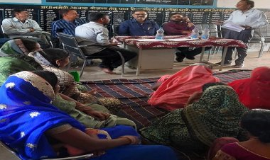 गुण्डरदेही विकासखण्ड के ग्राम मुंडेरा के ग्रामीण लोकसभा चुनाव में करेंगे उत्साह के साथ मतदान