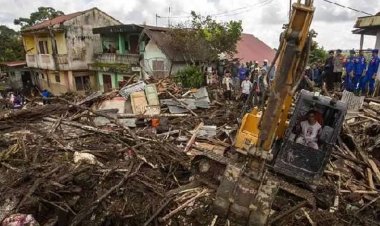 अमेरिका के टेक्सास में हवाईअड्डे के रनवे पर बिजली गिरी