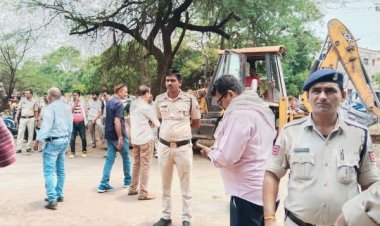 भिलाई इस्पात संयंत्र द्वारा अवैध कब्जेधारी के विरूद्ध बड़ी कार्यवाही