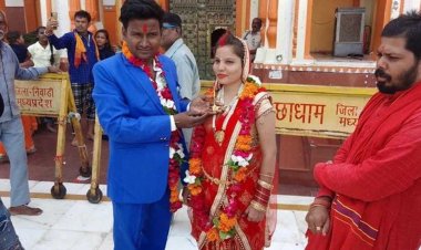 शादी के बाद कारपेंटर ने पत्नी को पढ़ाया, लेखपाल बनते ही पति को छोड़ गई झांसी की रिचा