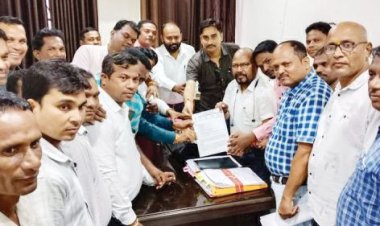 युक्तियुक्तकरण का विरोध, शिक्षक संगठन एकजुट