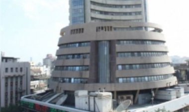 शेयर बाजार की दमदार वापसी, सेंसेक्स 375 अंक बढ़कर बंद