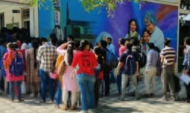 MPPSC मेंस परीक्षा, भोपाल से 327 छात्र हुए शामिल:सख्ती के माहौल के बीच शहर के एक सेंटर पर शुरू हुई परीक्षा