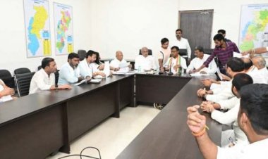 कांग्रेस प्रदेश चुनाव समिति की बैठक में प्रत्याशी के नाम पर मंथन