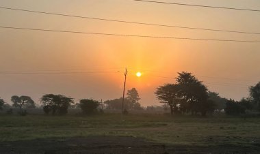 मंदसौर में हल्की ठंड का एहसास:न्यूनतम तापमान 19 डिग्री तक पहुंचा, अधिकतम तापमान के कारण दिन में हो रही गर्मी