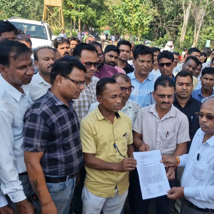 बालाघाट में पंचायत मंत्री के आदेश का विरोध:सचिवों ने गोपनीय प्रतिवेदन बनाने पर जताई नाराजगी; बोले- कार्यों में नहीं रहेगी पारदर्शिता