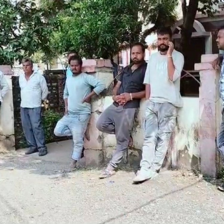 अज्ञात वाहन ने महिला को मारी टक्कर, मौत:खेत पर काम के बाद घर जा रही थी, पोस्टमॉर्टम के बाद शव परिजनों को सौंपा