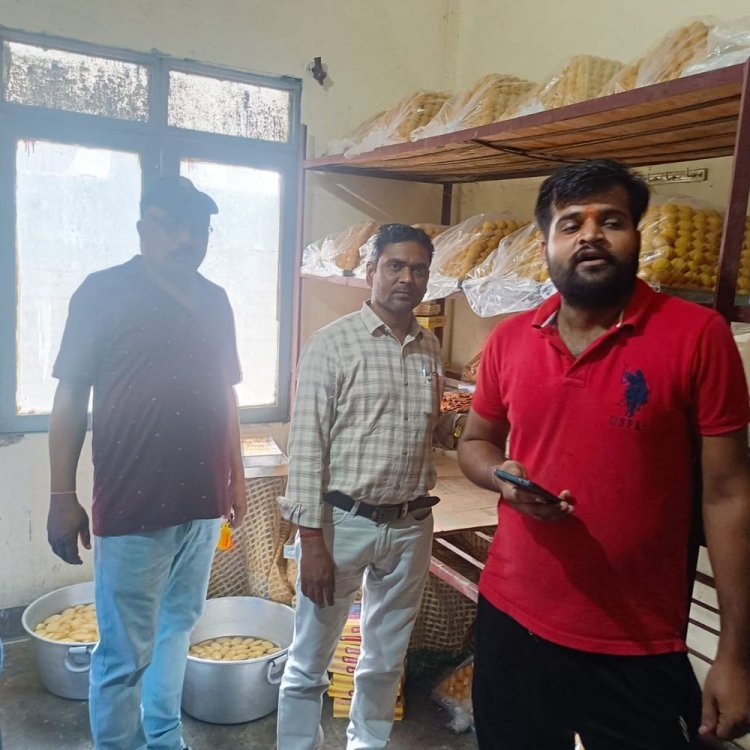 सीधी के बड़े होटलों में खाद्य विभाग की छापेमारी:जांच के लिए भेजे जा रहे सैंपल्स, रिपोर्ट आने के बाद होगी कार्रवाई