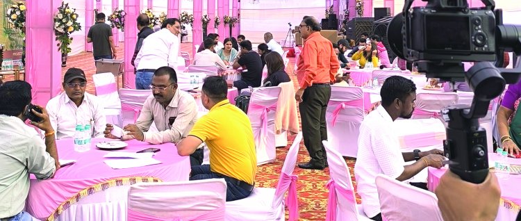 रहेजा ग्रुप के विश्व स्तरीय प्रोजेक्ट रहेजा निर्वाणा 3 लांच के दूसरे दिन भी लगी रही ग्राहकों की भीड़