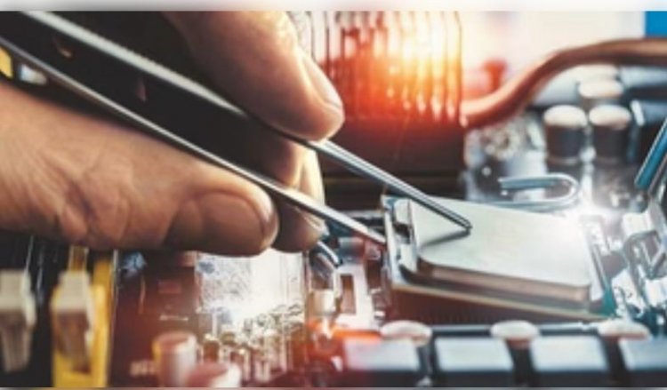 इस साल चार चिप मैन्युफैक्चरिंग यूनिट और तीन सुपर कंप्यूटर हुए स्थापित