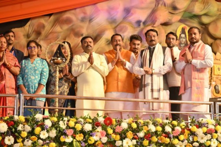 मोक्ष का द्वार है काशी इसलिए जीवन में एक बार काशी का दर्शन जरूरी: पंडित प्रदीप मिश्रा