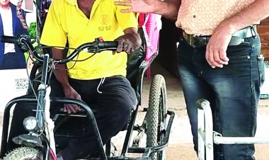 स्वरोजगार के लिए दिव्यांग की चरामेति फाउंडेशन ने करी मदद