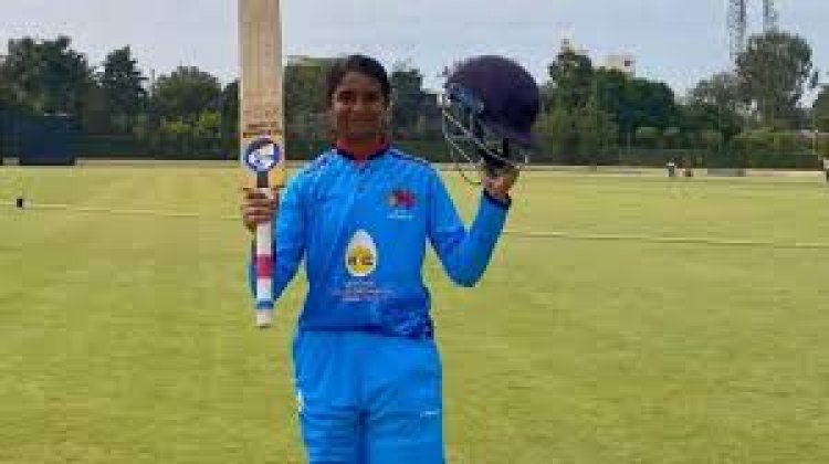 चौदह साल की इरा ने 346 रन बनाकर भारतीयों में अंडर-19 क्रिकेट में सर्वोच्च स्कोर का रिकॉर्ड बनाया