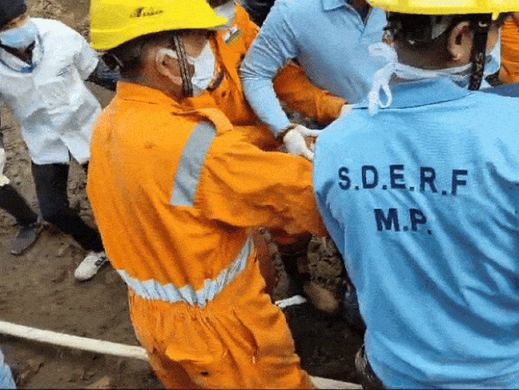 छिंदवाड़ा में खेत मालिक पर FIR:गहरीकरण के दौरान कुआं धसने से हुई थी तीन मजदूरों की मौत; 44 घंटे चला था रेस्क्यू