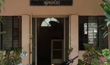 युवक को लैपटॉप में नहीं मिला SSD पोर्ट:उपभोक्ता फोरम ने कंपनी को दिए आदेश- पोर्ट लगाकर दें; 8 हजार का भुगतान करें