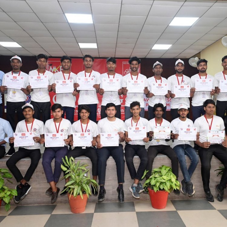 कैंसर जागरूकता सप्ताह में विशेषज्ञों ने दी चेतावनी:शराब पीने वाली युवतियों की अगली पीढ़ी को कैंसर का खतरा, तंबाकू में 70 से ज्यादा जानलेवा तत्व