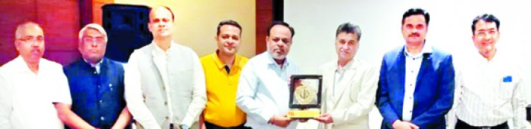 एमपीआईडीसी का छत्तीसगढ़ के उद्योगपतियों  को ग्लोबल इन्वेस्टर समिट 2025 में आमंत्रण