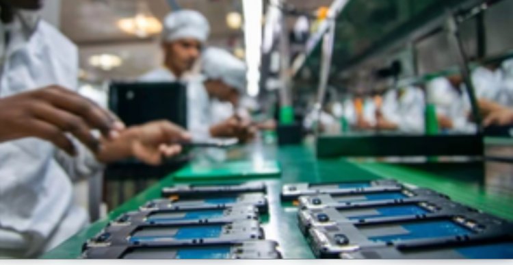 वित्त वर्ष 2025 में मोबाइल फोन निर्यात 1,80,000 करोड़ रुपये के होगा पार, पीएलआई योजना का दिखेगा असर