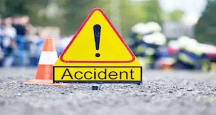 जयपुर से अहमदाबाद जा रही बस, बेकाबू होकर गड्ढे में पलटी, 15 यात्री घायल