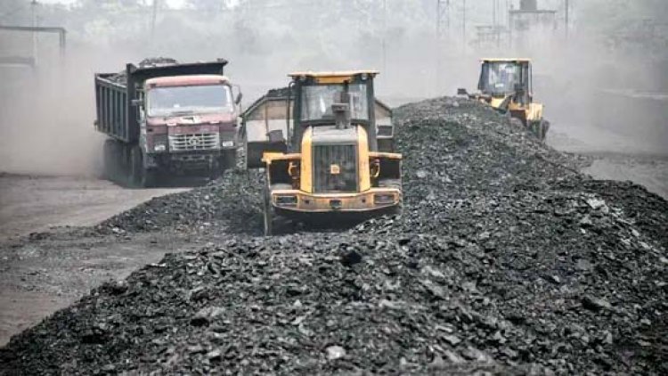 अवैध कोल परिवहन केस: रानू, सौम्या, समीर समेत 7 लोग इतने साल बाद आज जेल से बाहर आएंगे.