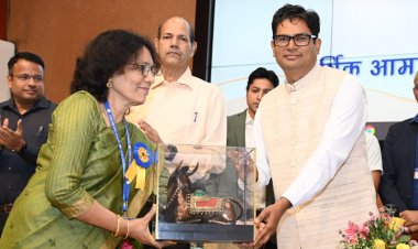 रायपुर : छत्तीसगढ़ के वित्तीय प्रबंधन में वित्त अधिकारियों की महत्वपूर्ण भूमिका: वित्त मंत्री श्री ओपी चौधरी