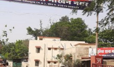 माखननगर में प्लाईवुड काटकर किराना दुकान में चोरी:खाने का तेल, गुटखा और ₹3 हजार नकद ले गया युवक, सीसीटीवी फुटेज से पकड़ाया