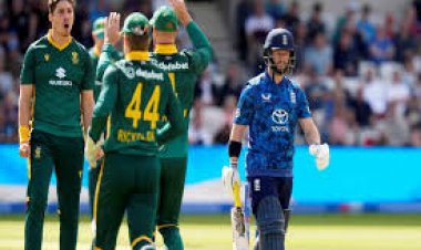 सरकारी स्कूल के छात्रों को यूनिफॉर्म के लिए मिले पैसे:धार में 1 लाख 75 हजार बच्चों के खातों में पहुंचे; 5 हजार का डाटा अधूरा