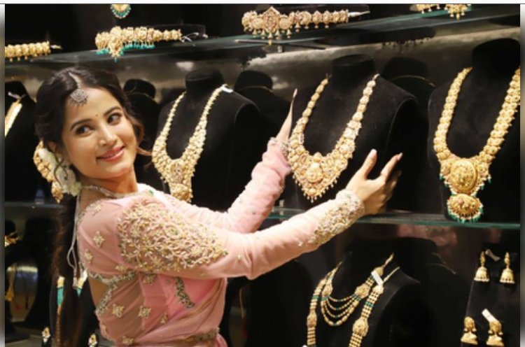 सोना इस हफ्ते 3,000 रुपए से अधिक महंगा हुआ, चांदी 1.17 लाख रुपए के पार