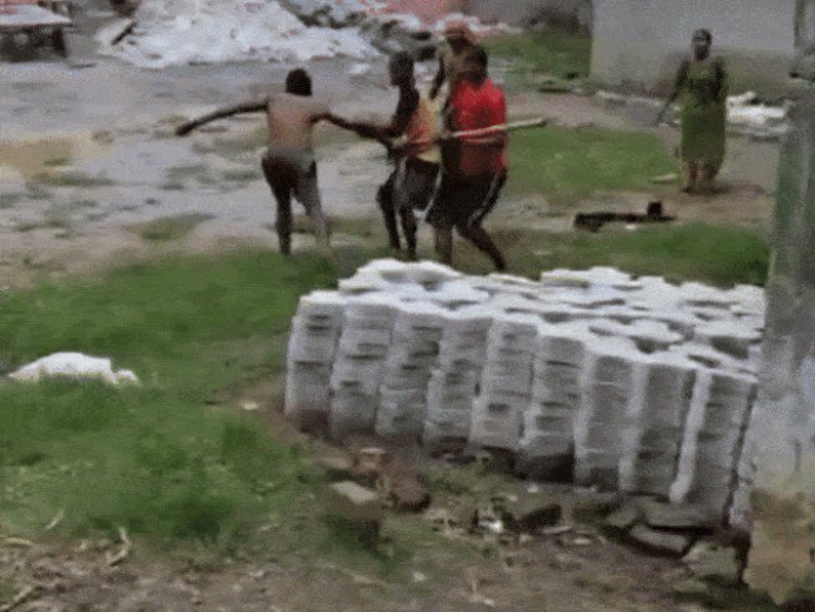 सीधी के तेंदुआ गांव में मजदूर पर डंडों से हमला:ईट-भट्टे पर काम करने वाले तीन मजदूरों ने की मारपीट; मामले में जांच शुरू