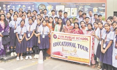चंदखुरी के विद्यार्थियों ने किया शैक्षिक भ्रमण