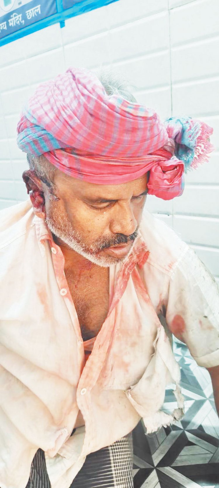 चाकूबाजी मारकर कबाड़ी से लूट