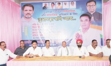 नुआपड़ा में कांग्रेस प्रत्याशी के पक्ष में नपाध्यक्ष ने किया प्रचार