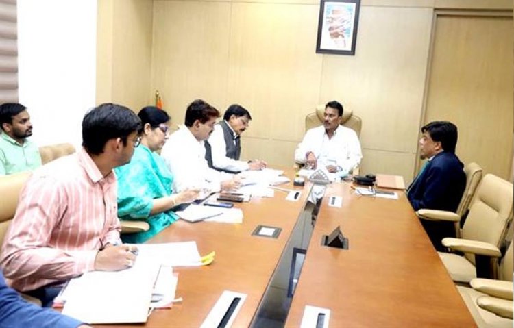 किसानों को रबी फसलों के लिये मिले पर्याप्त पानी : जल संसाधन मंत्री  सिलावट