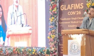 कलेक्टर ने दिए 'मरीज के मरने पर क्राउड मैनेजमेंट टिप्स':कहा- भीड़ को टेक्निकल ज्ञान न दें; डॉक्टर-प्रशासन-पुलिस में तालमेल बना रहे