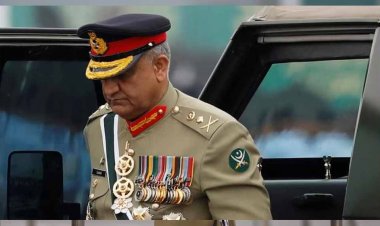 Pakistan में आर्मी जनरल की पिटाई पर बवाल, सरकार ने बताया ‘बाथरूम में फिसलने’ की कहानी