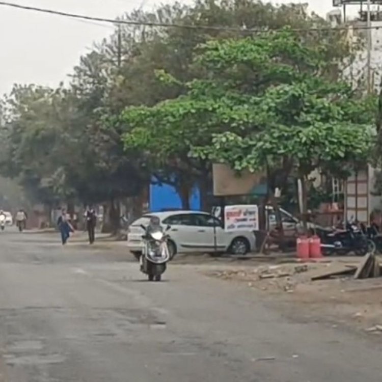 देवास में हल्की बारिश, पारा गिरा:किसान बोले- अब पानी गिरा तो फसलों को ज्यादा नुकसान होगा